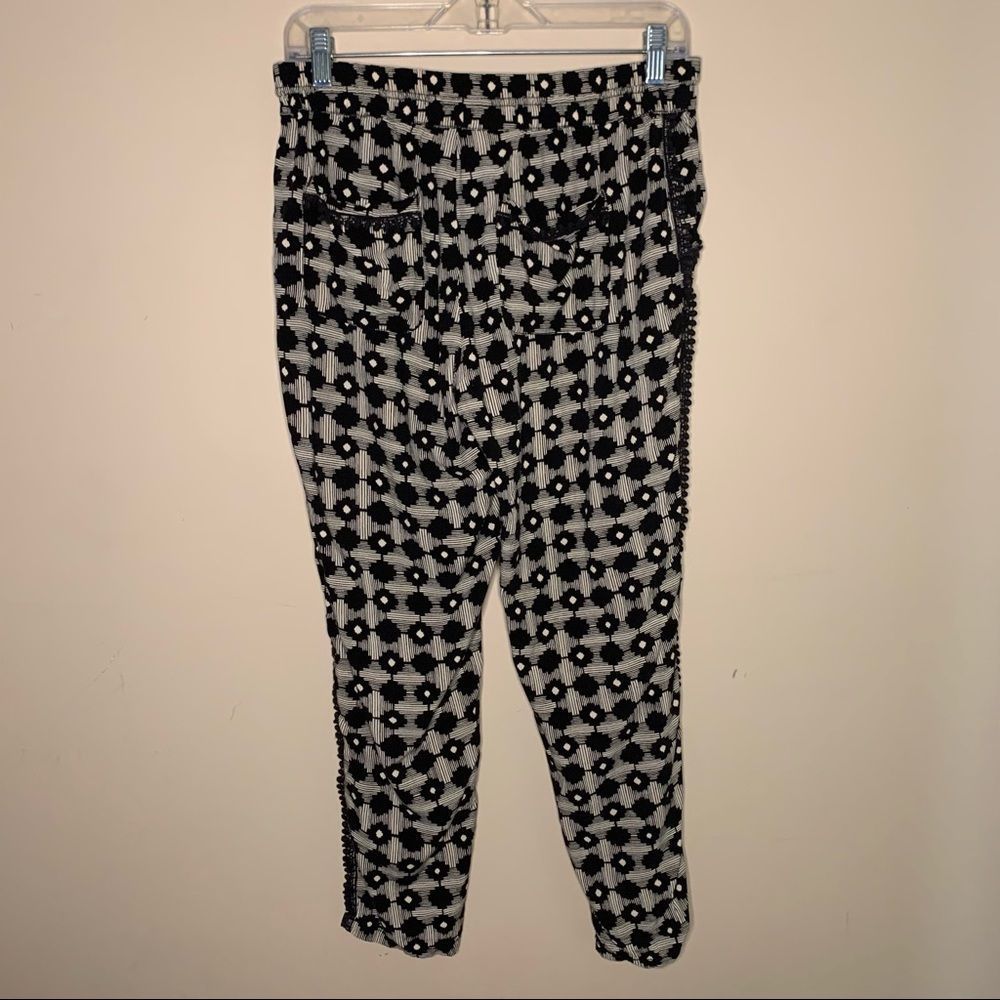 Anthropologie Hei Hei Goh Black Printed Tapered Pants Women’s Size Small - Picture 12 of 13